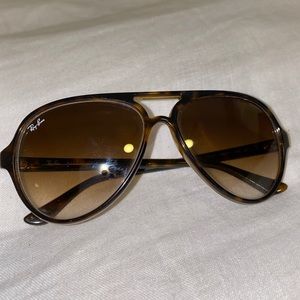 Authentic Ray-Ban Cats 5000 Classic Sunglasses